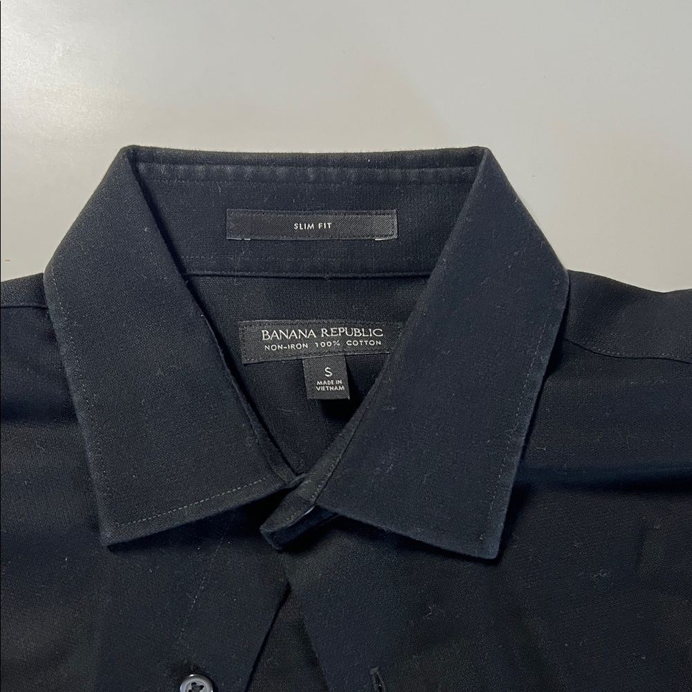 Banana Republic Men's Dark Slim Fit Shirt
